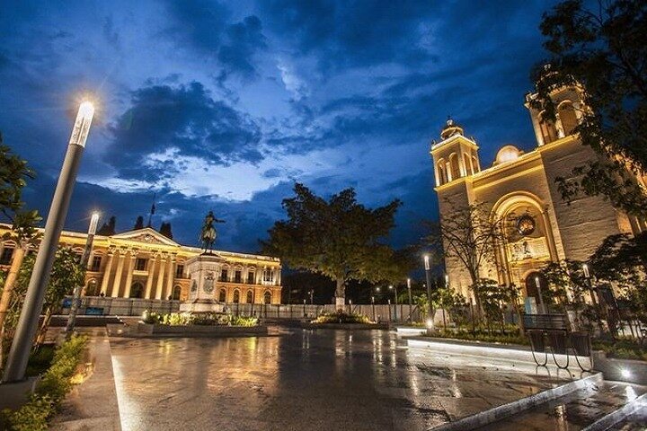 Private Arrival Transfer - El Salvador International Airport to San Salvador