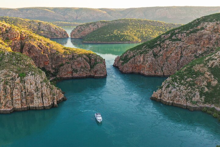 Horizontal Falls Tour with Cygnet Bay Overnight Accommodation