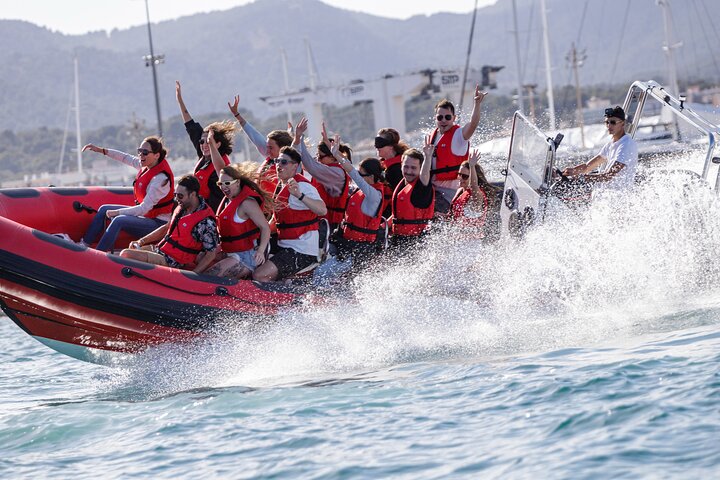 Alcudia: 3H Sightseeing, Sea Caves & Snorkel Speedboat Tour
