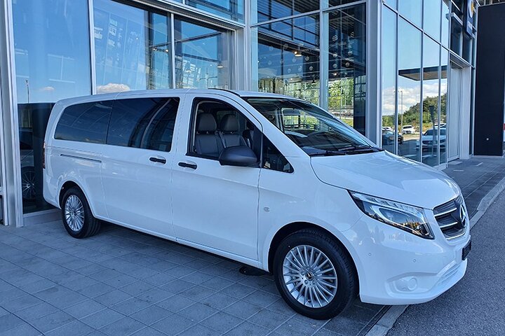 Private transfer from Bulle to Geneva Airport