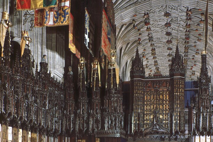 Private Walking Tour with Accredited Expert Guide Windsor Castle