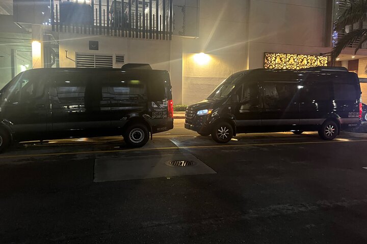 Boca Raton Black Car Services (UP TO 14 PASS)
