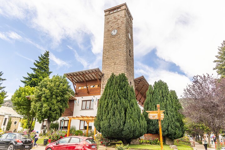 San Martin de los Andes by Seven Lakes Road from Bariloche
