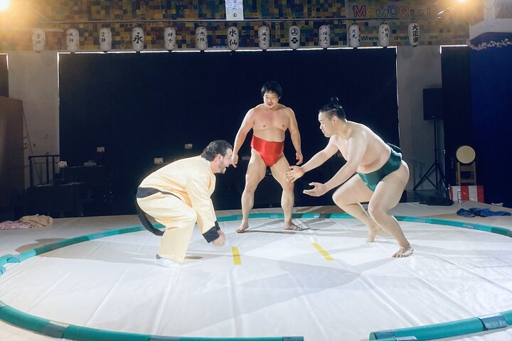 Up-Close Sumo Experience at Ochi Stable: Wear Kimono in Osaka