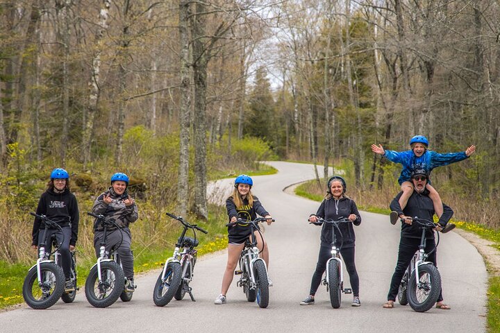 Cave Point Fat Tire E-Bike Tour