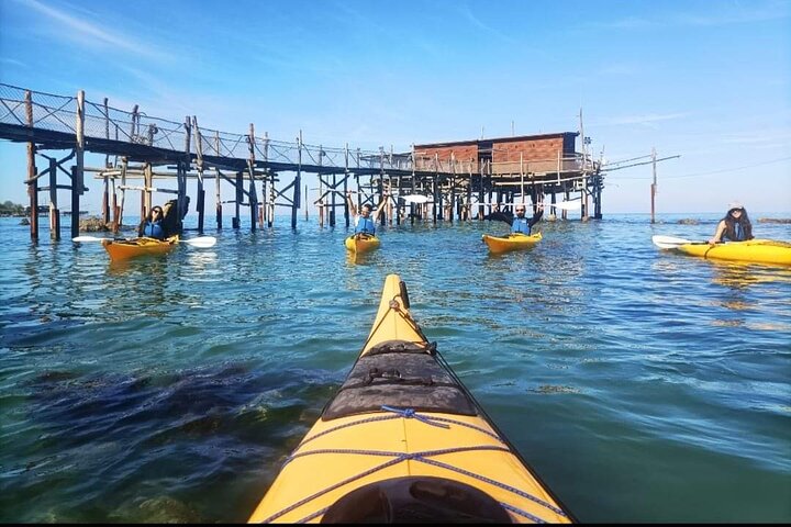 Cavalluccio kayak excursion in Fossacesia