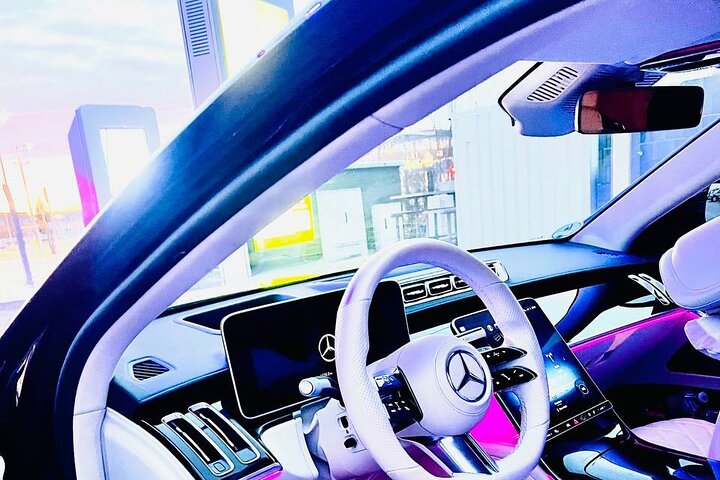 Berlin Private Airport/Hotels Transfer Service | English Speaking