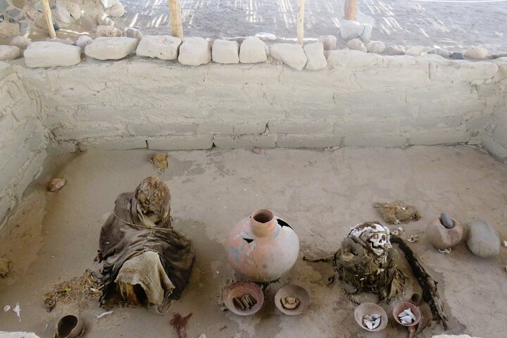 Tour Cemetery of Chauchilla
