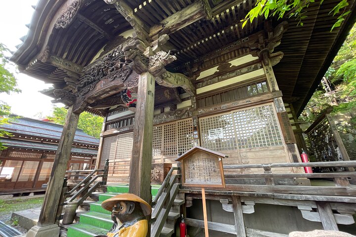 Relaxed Snow Monkeys & Shibu Onsen: Green Season Private Tour