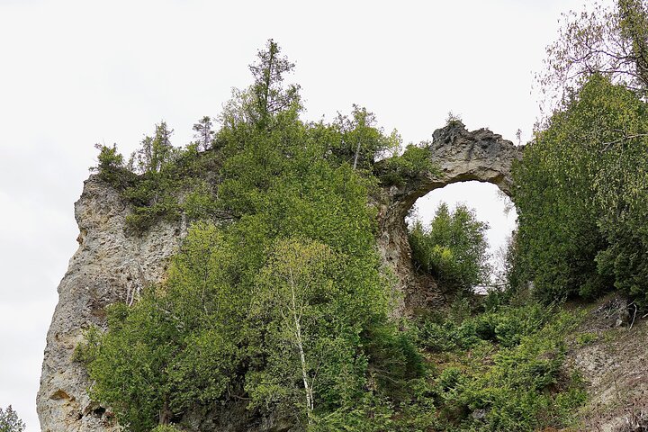 Scenic Mackinac Island: A Self-Guided Cycling Audio Tour