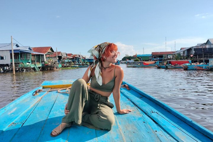 Kompong Phluk Floating Village Half-Day Tour ( Morning / Sunset )