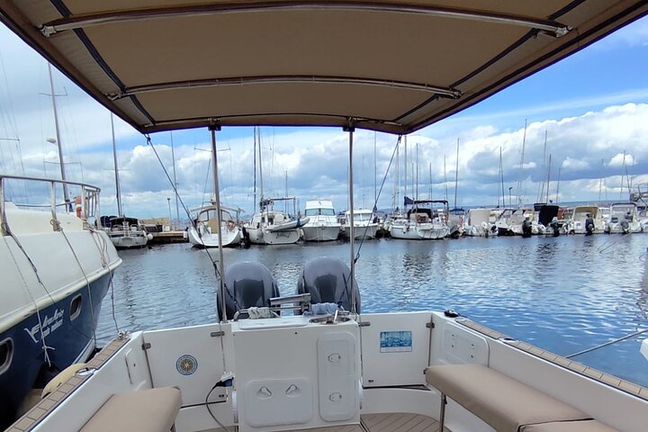 Boat tour, boat party, Dolphin watching, Fishing.