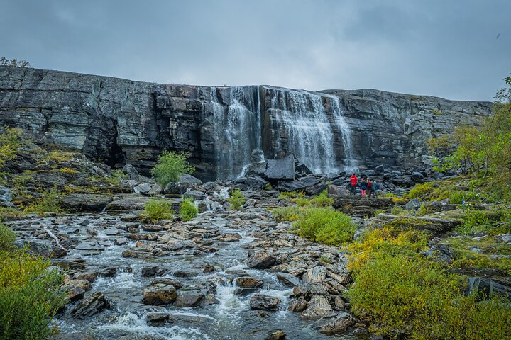 Half Day Hike To Orvvosfossen Waterfall
