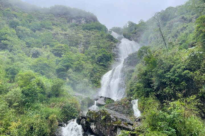 Sapa Motorbike Tour With Local Guide 1 Day - Waterfalls, Villages