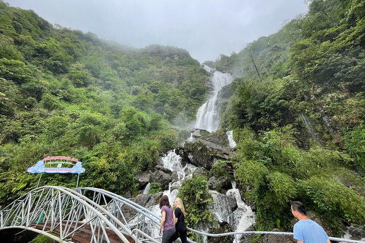 Sapa Motorbike Tour With Local Guide 1 Day - Waterfalls, Villages