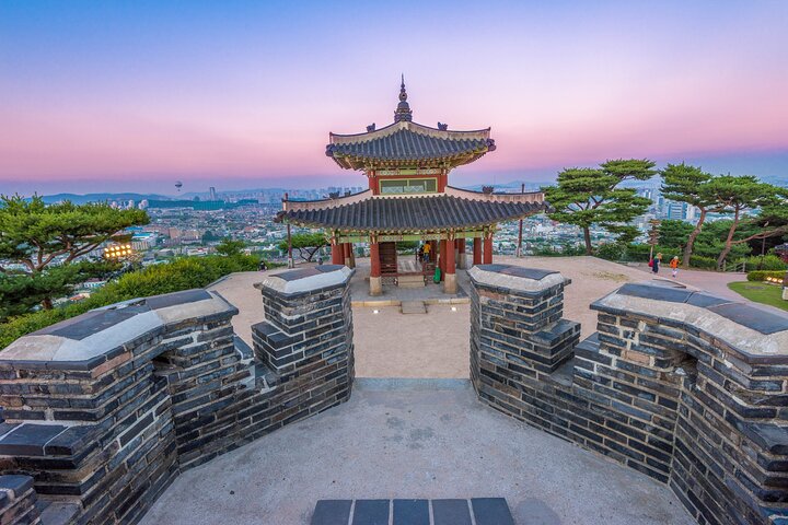 Private Suwon Heritage Tour: Folk Village & Hwaseong Fortress