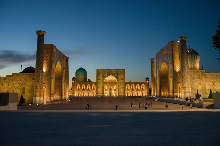 2 Days Bullet Train Tour from Tashkent in Samarkand and Bukhara
