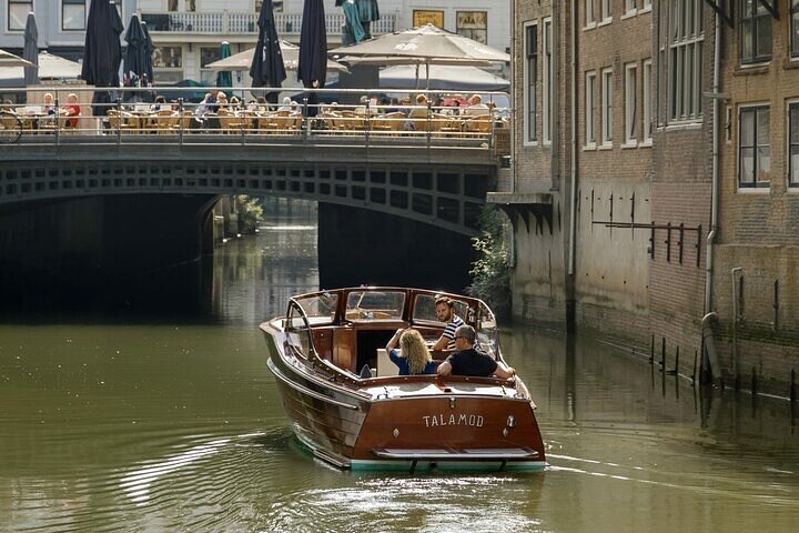 Private Guided Walking & Boat Tour Through Historical Dordrecht