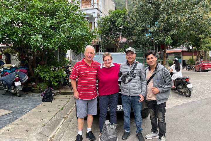 Ha Giang Loop 3D2N Private Car Tour (English speaking Driver)