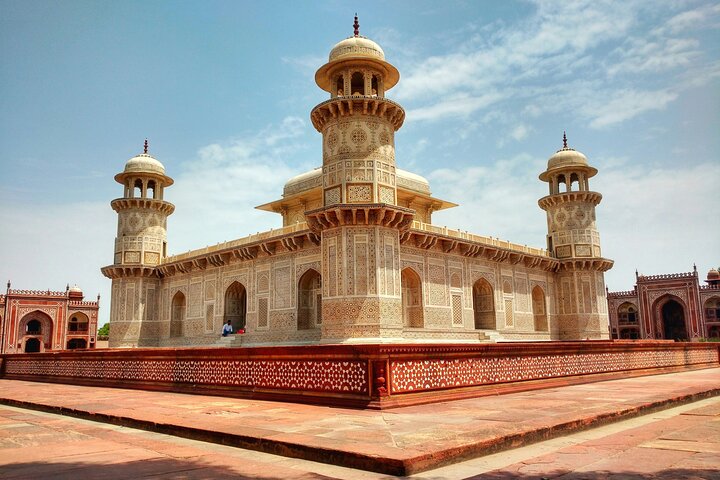 5-Day Private Luxury Golden Triangle Tour to Agra and Jaipur From New Delhi