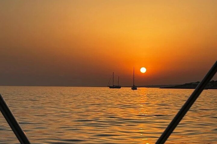 Private 3-hour boat tour to SANTA MARIA DI LEUCA