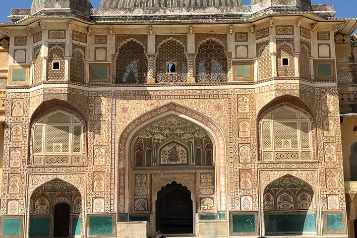 4 Day Golden Triangle with Ranthambore Tiger Safari Tour from Delhi