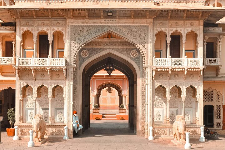 4 Day Golden Triangle with Ranthambore Tiger Safari Tour from Delhi