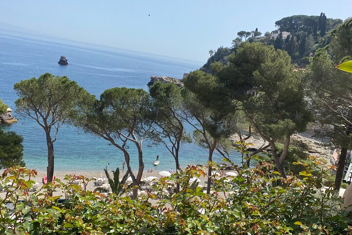 Catania Airport Transfer ↔ Syracuse , Taormina or Giardini Naxos