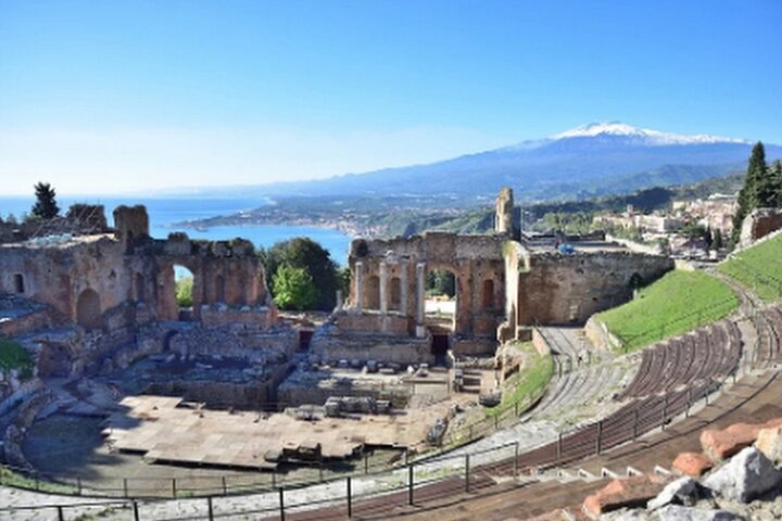 Catania Airport Transfer ↔ Syracuse , Taormina or Giardini Naxos