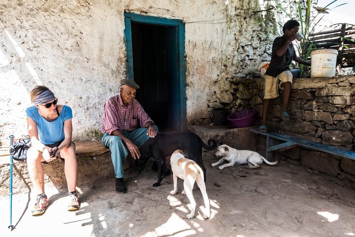 Hiking to Vale de Gongon – Sierra Malagueta Trail