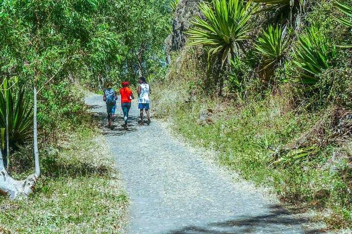 Hiking in Serra Malagueta Natural Park – Scenic Trails & Nature
