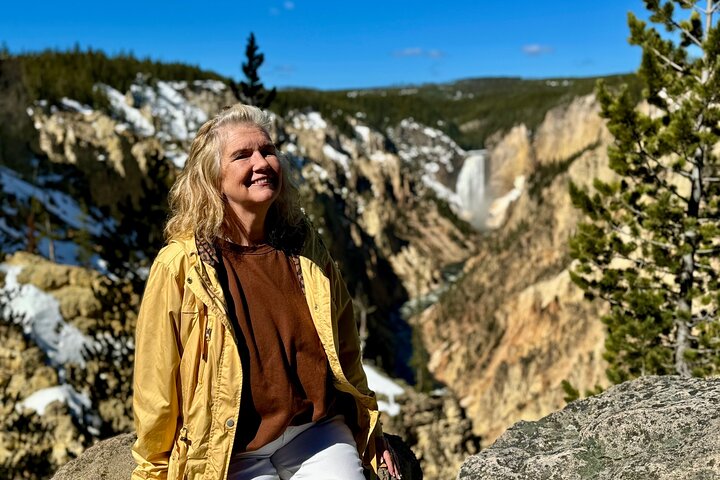 250th Celebration Yellowstone Open Air tour W/lunch and Souvenir
