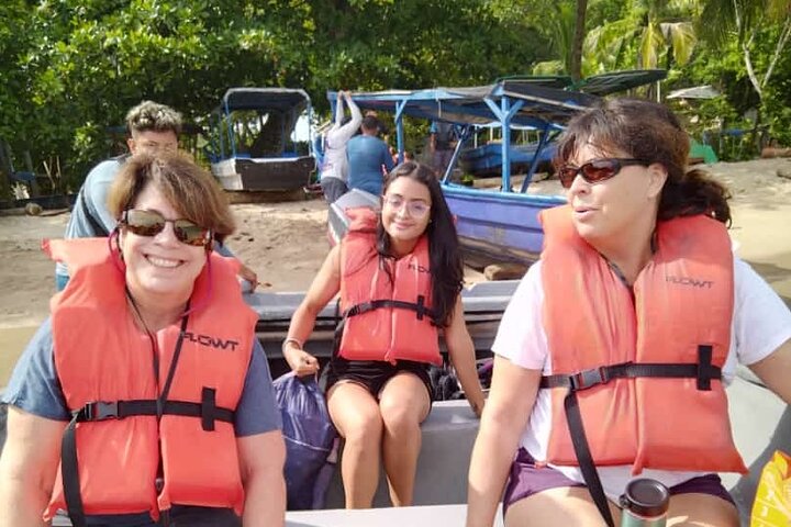 Snorkeling! & Cahuita national park Small Group Tour