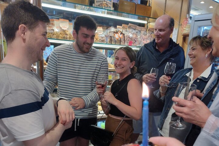 Eat Like a Local: Venice 3-Hour Small-Group Food Tasting Tour