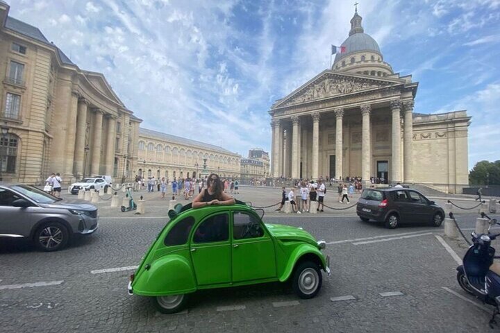Discover Paris in Style Aboard a Classic French Vintage Car!