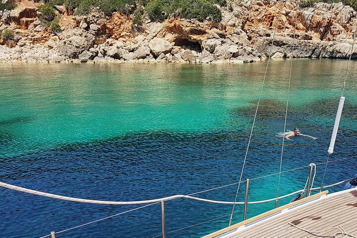 Private sailing experience in Alghero