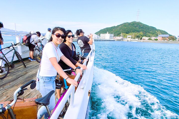Naruto Seaside BROMPTON Slow Cycling Tour