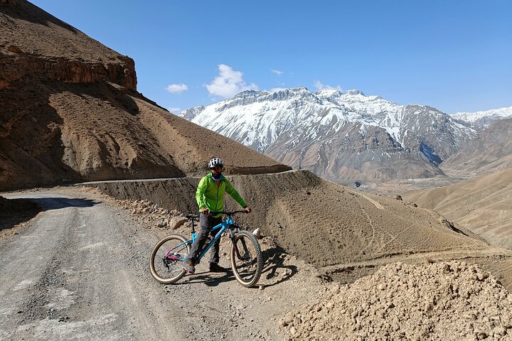 Downhill Mountain Biking Adventure at Komic