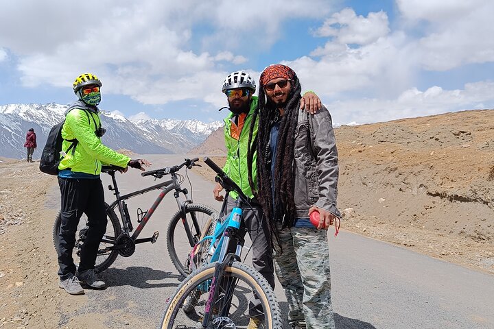 Downhill Mountain Biking Adventure at Komic
