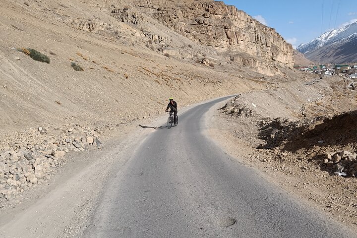 Downhill Mountain Biking Adventure at Komic