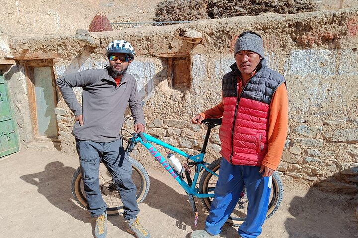 Downhill Mountain Biking Adventure at Komic