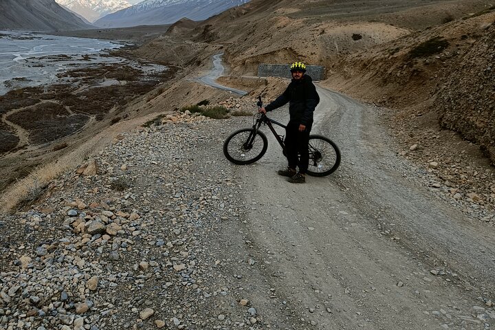 Downhill Mountain Biking Adventure at Komic