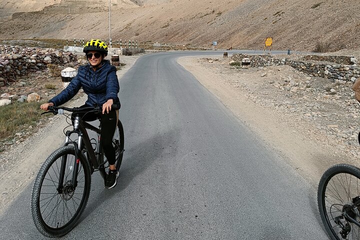 Downhill Mountain Biking Adventure at Komic