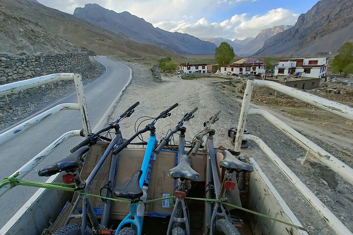 Downhill Mountain Biking Adventure at Komic