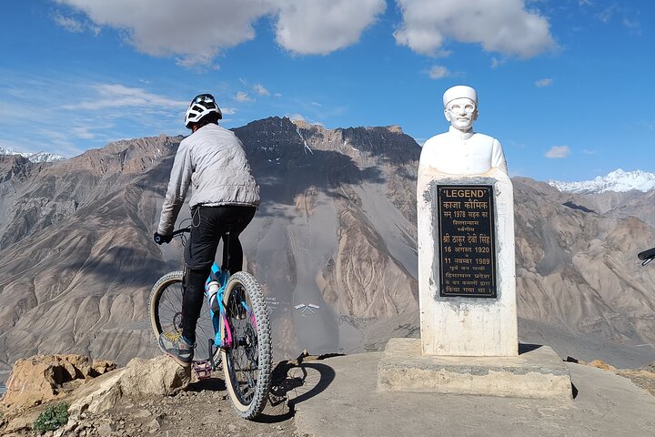 Downhill Mountain Biking Adventure at Komic