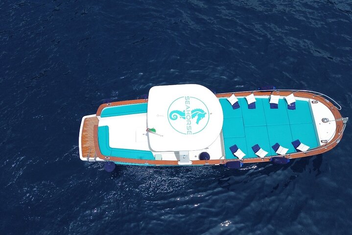 Amalfi Coast & Positano: Boat Tour Caves Snorkeling & Drink