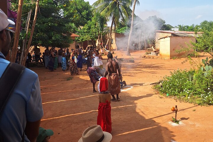 Shore excursion in Lomé : Vodoo Ceremony and Cultural Tour