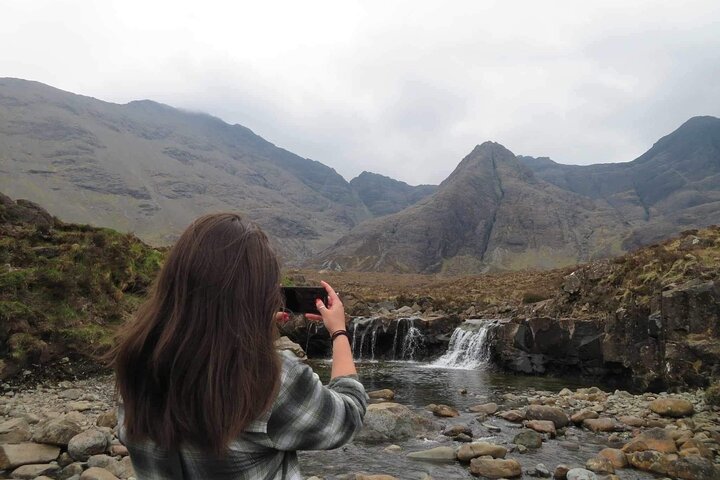 Inverness: 2-Day Isle of Skye, The Fairy Pools & Highland Castles