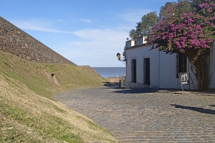 Private Have It Your Way Tour in Colonia del Sacramento