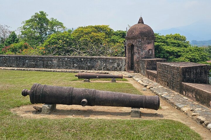 Omoa Day Tour from San Pedro Sula